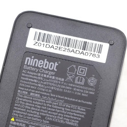 Original Ladegerät Ninebot MAX G3 kaufen | E-Scooter Werkstatt Nürnberg